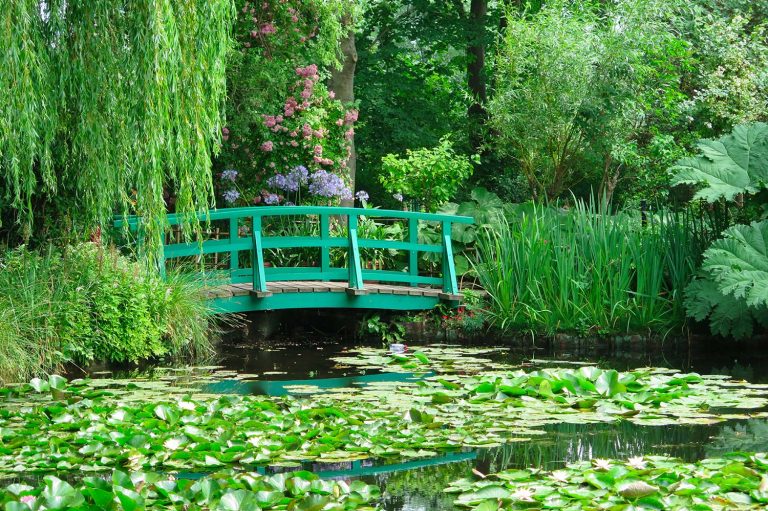 pont jardin giverny